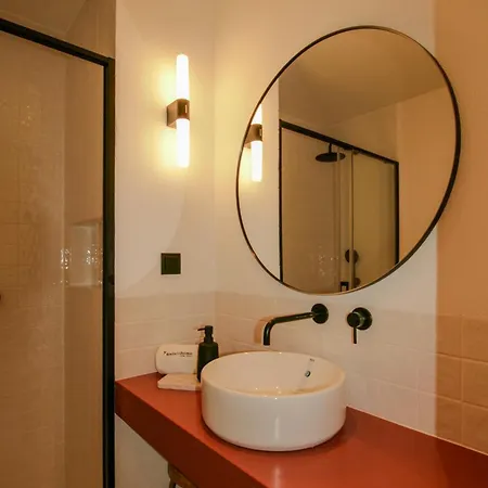 Flh Da Luz Town House * Lagos